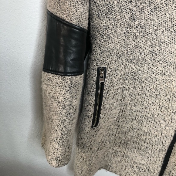 CALVIN KLEIN Faux Leather Trim Boucle Coat Medium - Picture 4 of 11